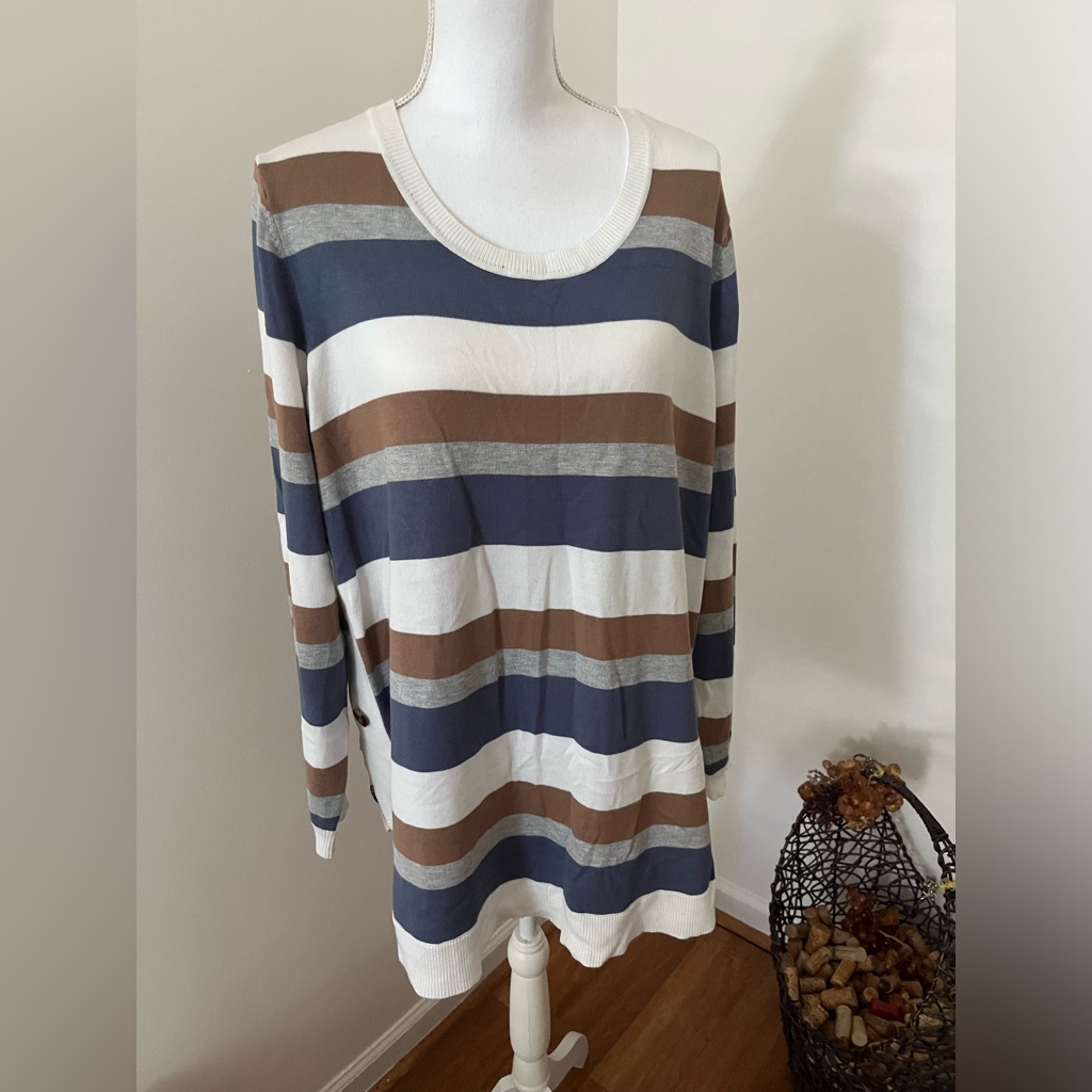 Lefty Me Sweater Lefty Me Sweater